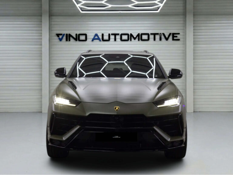 lamborghini urus wrap